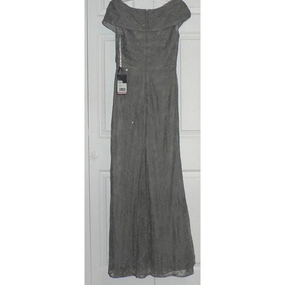 La Femme V-Neck Off Shoulder Knit Lace Sheath Long Dress Platinum Size 8 $438 - Picture 6 of 7